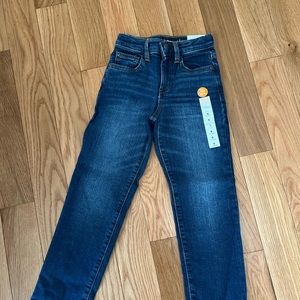 Boys Straight Fit Jeans. Size 6 NWT